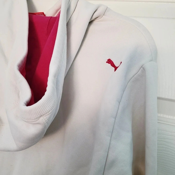 Puma - Picture 2 of 3